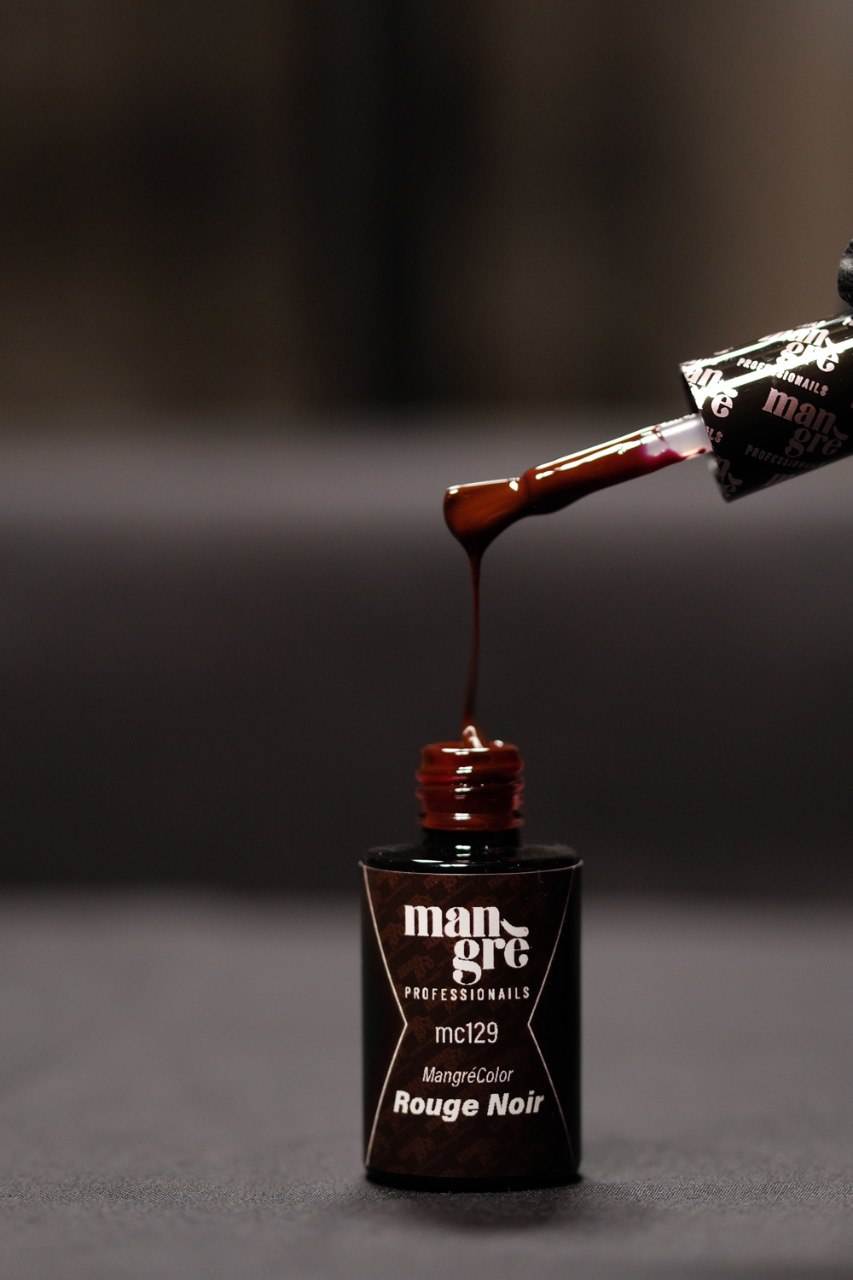 Smalto semipermanente Mangrè Color Rouge Noir - 8 ml - immagine 2