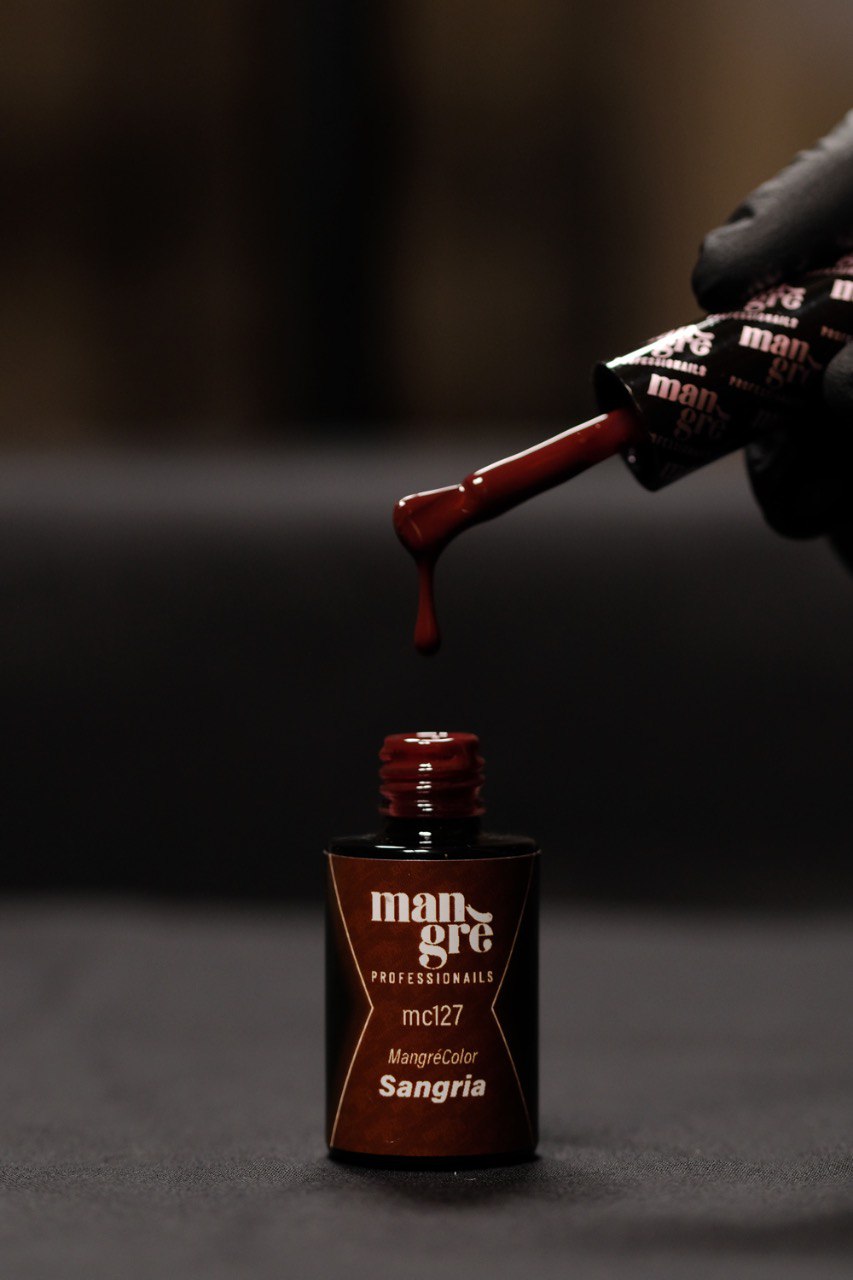 Smalto semipermanente Mangrè Color Sangria - 8 ml - immagine 2